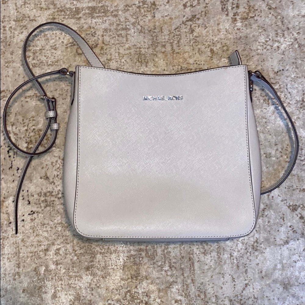Michael Kors Pearl Grey Bag